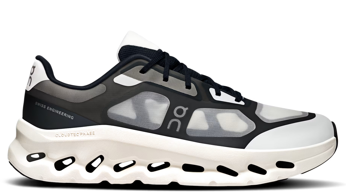 Running Cloudtilt Remix Black Ivory (Women's)