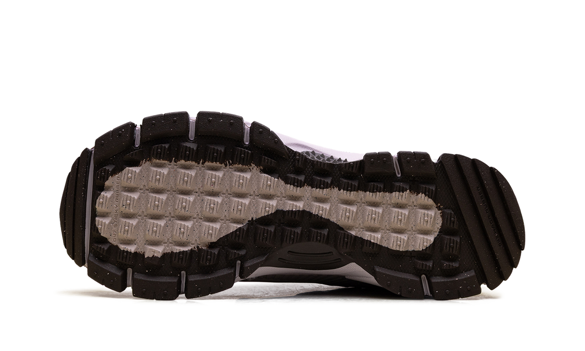 Zoom Vomero 5 Roam WMNS"Particle Rose" HQ2181 501