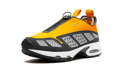 Air Max Sunder WMNS"Canyon Gold Deep Ocean" HJ8080 700