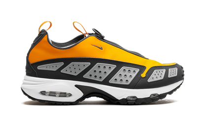 Air Max Sunder WMNS"Canyon Gold Deep Ocean" HJ8080 700