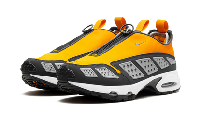 Air Max Sunder WMNS"Canyon Gold Deep Ocean" HJ8080 700