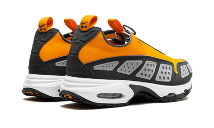 Air Max Sunder WMNS"Canyon Gold Deep Ocean" HJ8080 700